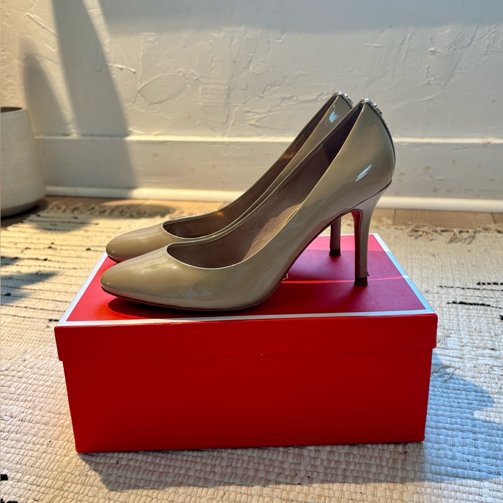 Coach Nala Patent Leather Pumps in Cappuccino